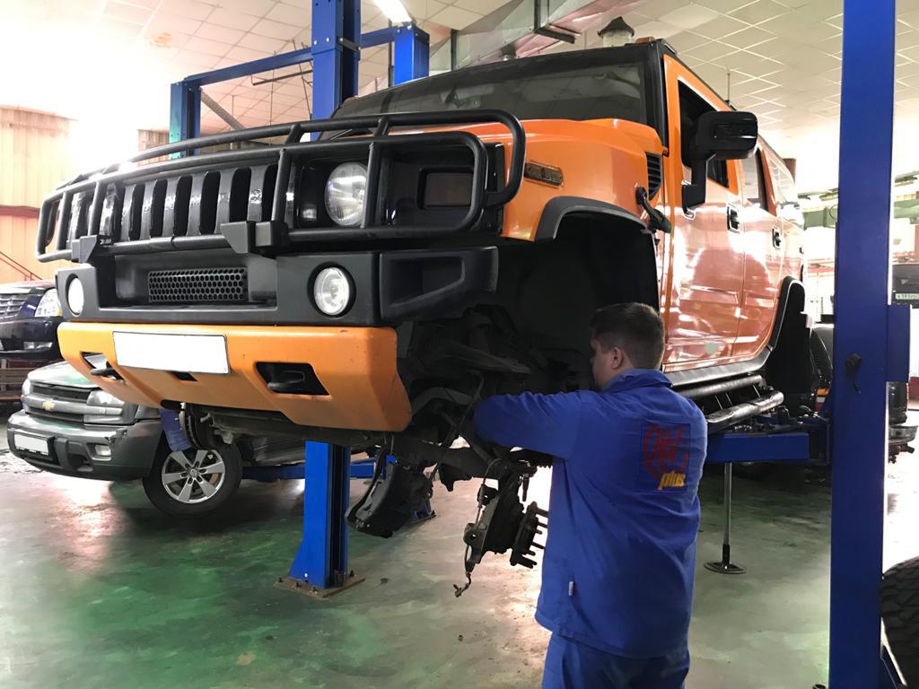 Замена рычагов передней и задней подвески Hummer H2