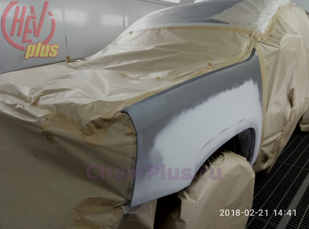 Полный комплекс работ по покраске крыльев на автомобилях GMC Yukon от компании Шеви Плюс
