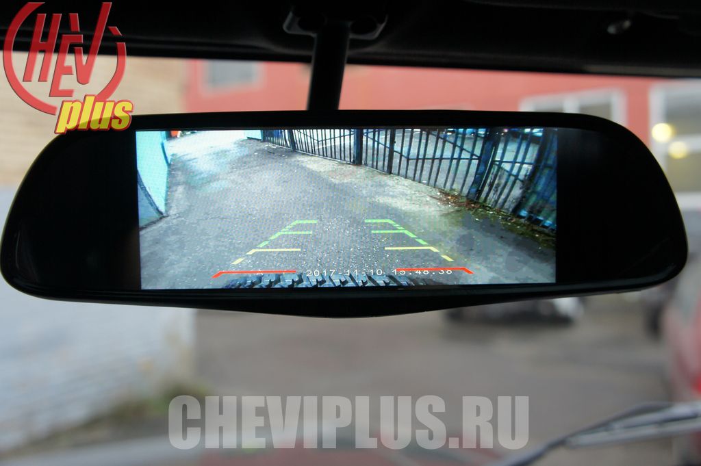 Установка парковочной камеры заднего вида на Chevrolet Cruze — сеть техцентров ШЕВИ ПЛЮС в Москве, Санкт-Петербурге и Краснодаре