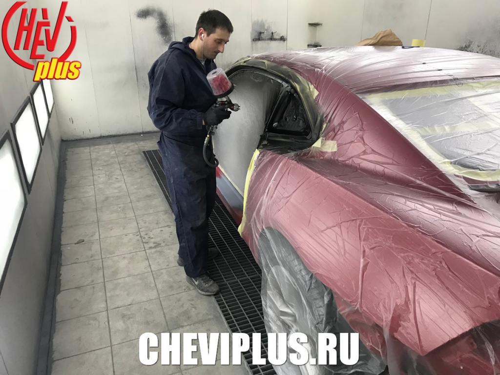 Комплекс работ по покраске проема двери на автомобилях Шевроле Камаро от компании Шеви Плюс