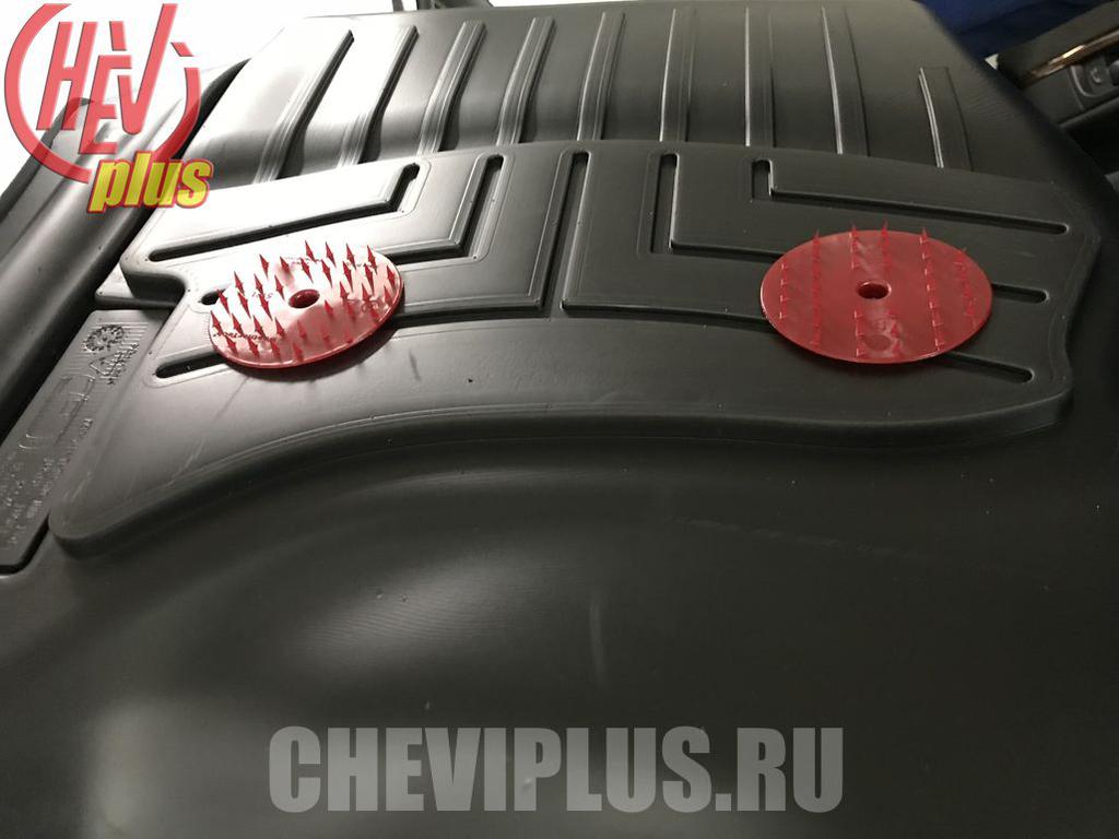 Ковры в салон Cadillac SRX — сеть техцентров ШЕВИ ПЛЮС в Москве и Санкт-Петербурге