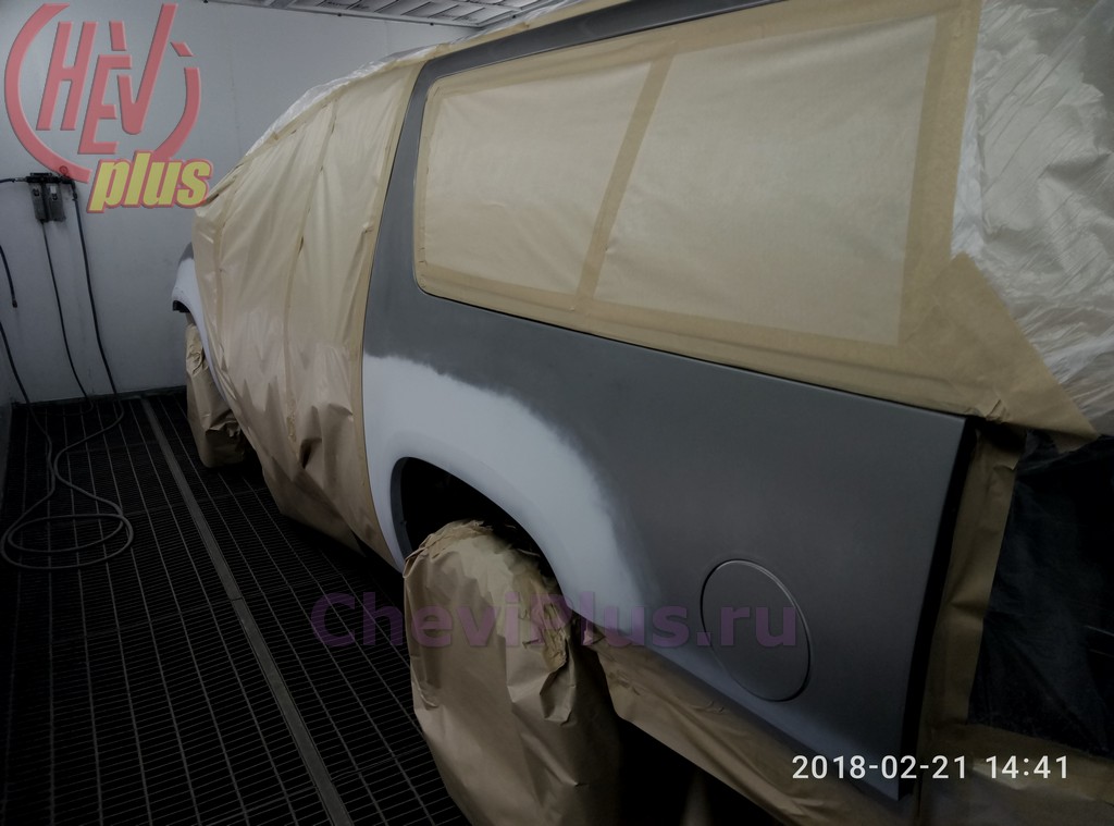 Полный комплекс работ по покраске крыльев на автомобилях GMC Yukon от компании Шеви Плюс