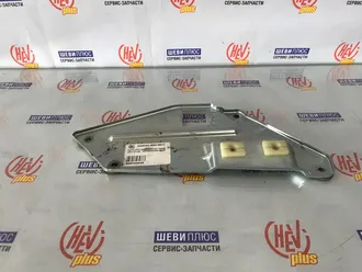 Кронштейн двери задней левойtsb027086hc-a160000078