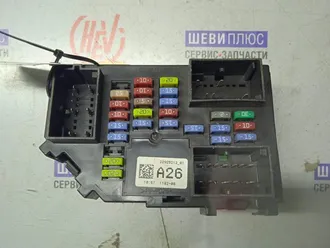 Блок предохранителей левыйtsb042804hc-d190000001